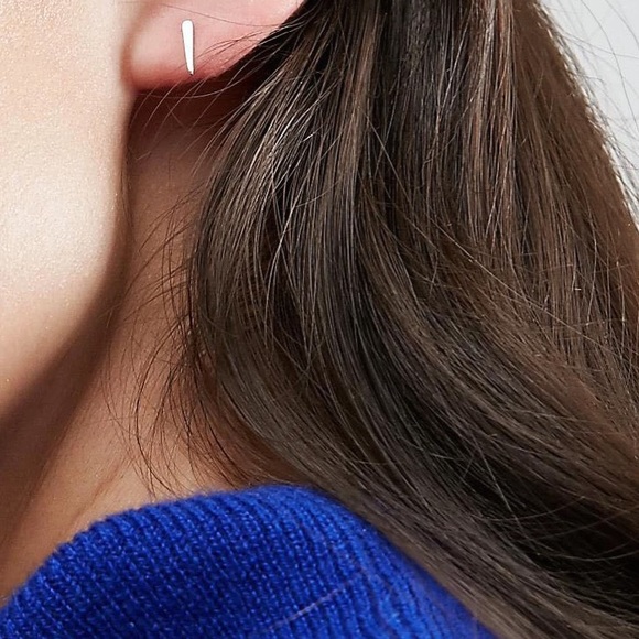 925 Sterling Silver Earrings (4 types) - Picture 8 of 10